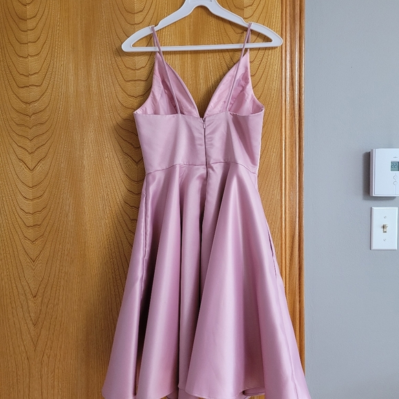 Dress - Picture 2 of 2